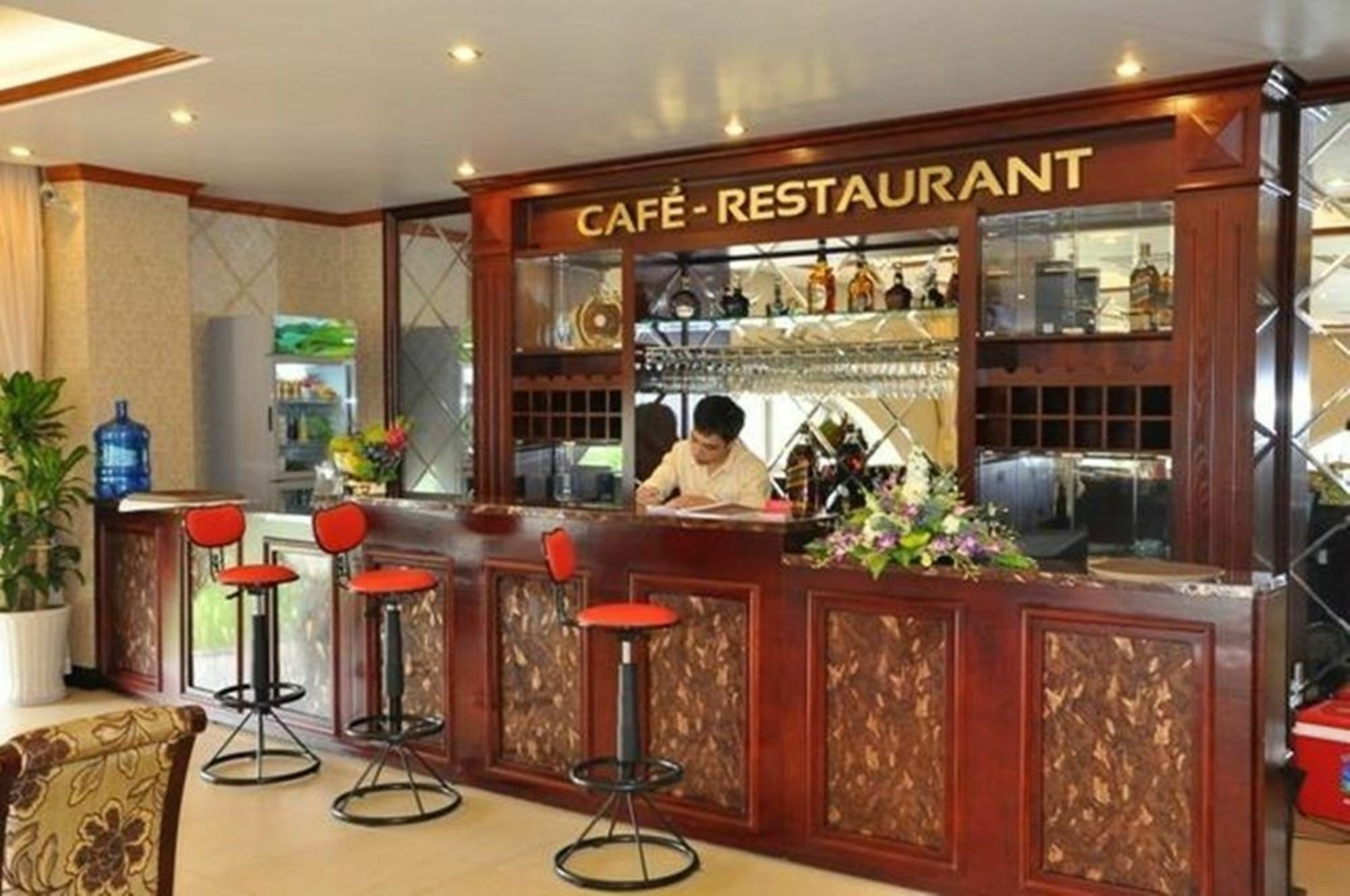 Phuong Anh Hotel 1 Hai Duong מראה חיצוני תמונה