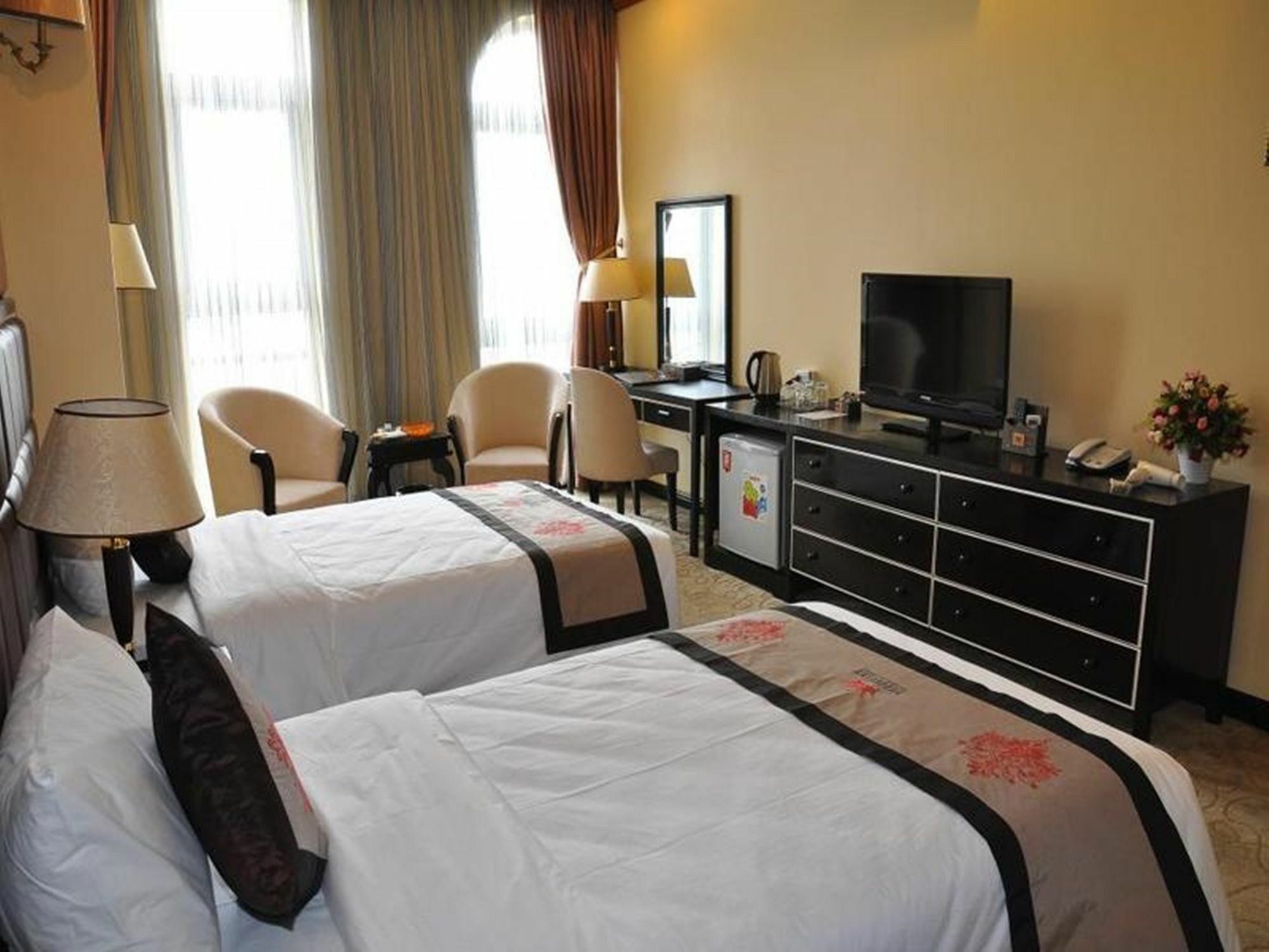 Phuong Anh Hotel 1 Hai Duong מראה חיצוני תמונה
