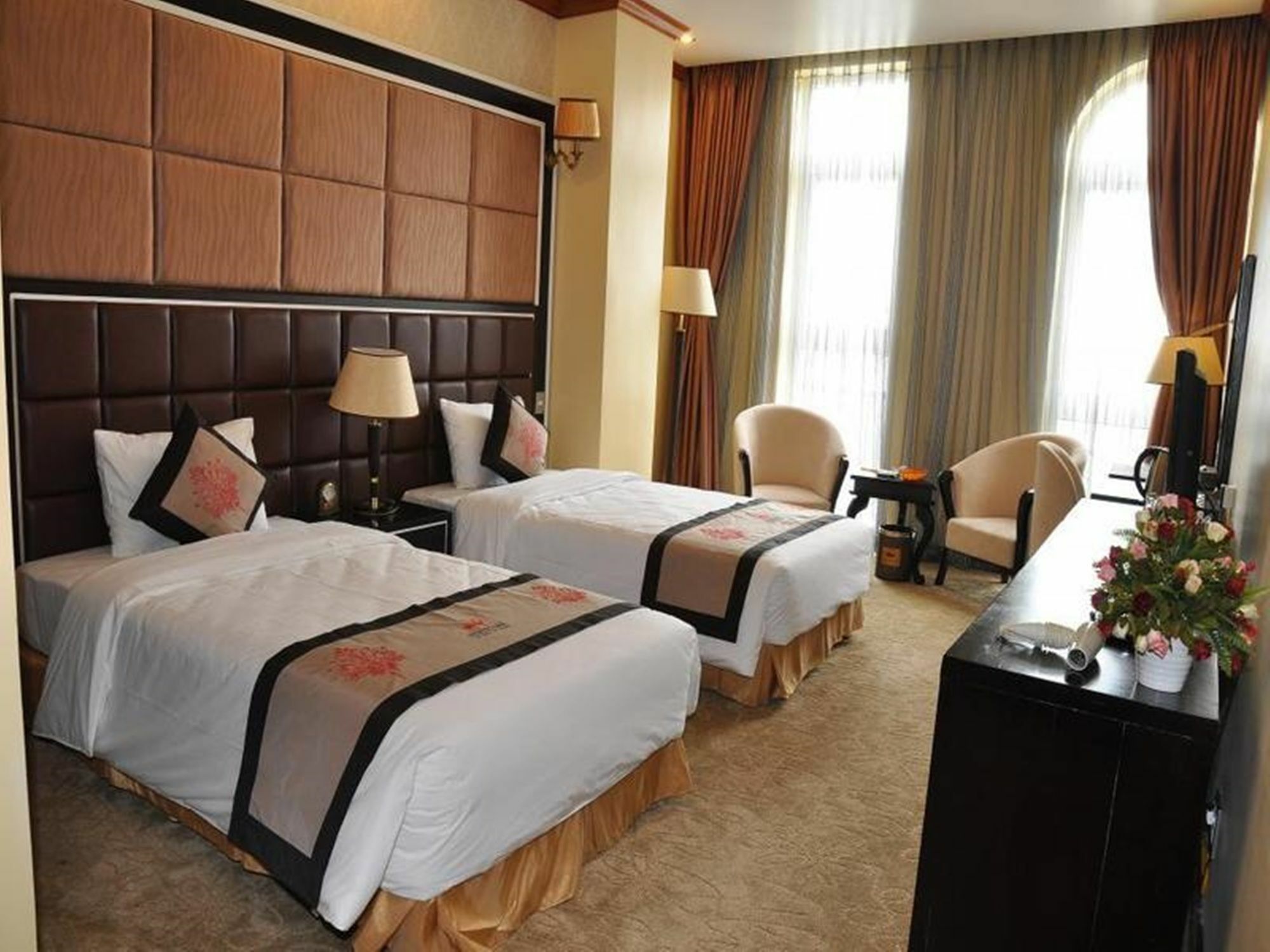 Phuong Anh Hotel 1 Hai Duong מראה חיצוני תמונה